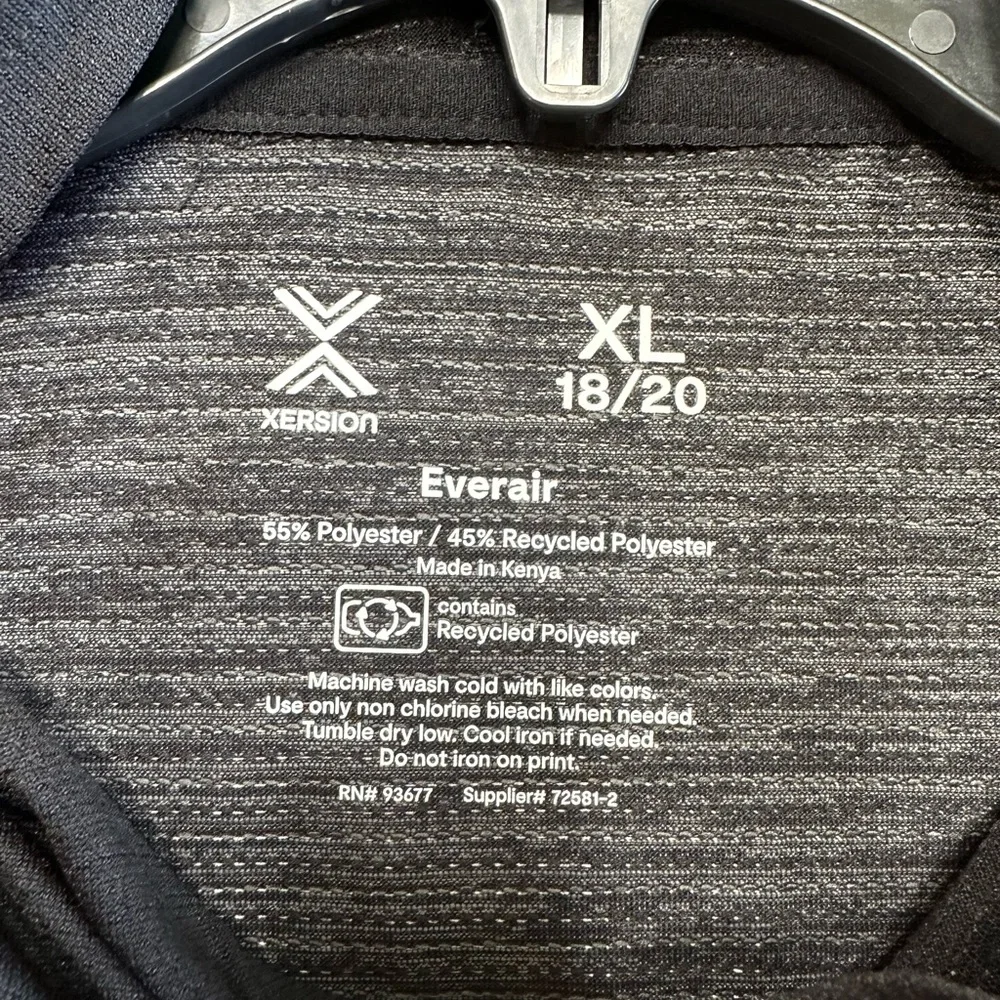 Xersion Big Boys Black/Gray Quick-Dri Lightweight Hooded Shirt NWT Size XL 18/20